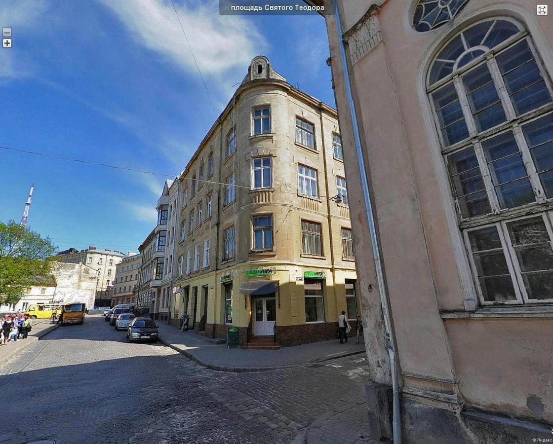 Romantic Apartments - In The Center Of Lviv , King-Size Bed מראה חיצוני תמונה