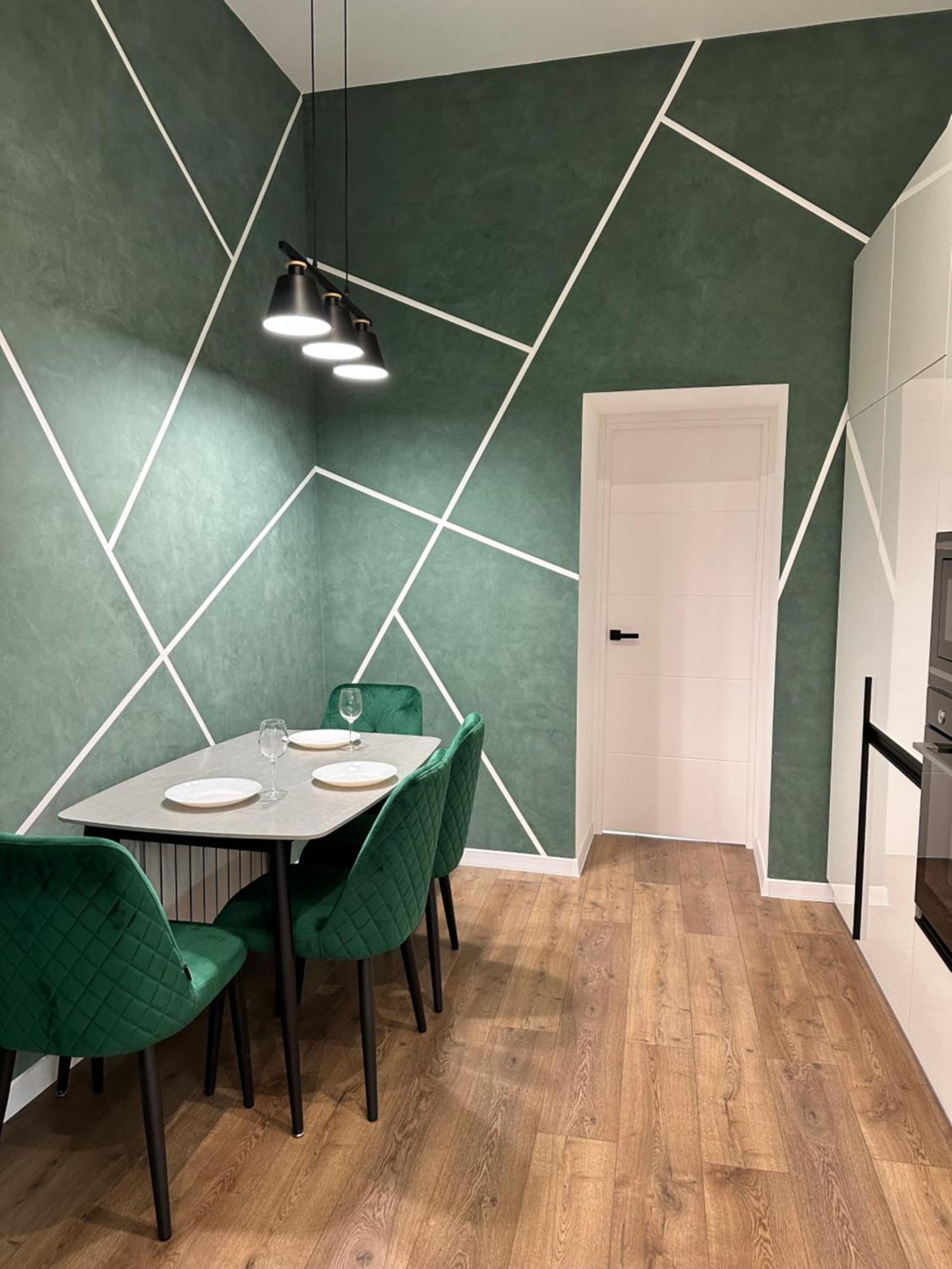 Romantic Apartments - In The Center Of Lviv , King-Size Bed מראה חיצוני תמונה