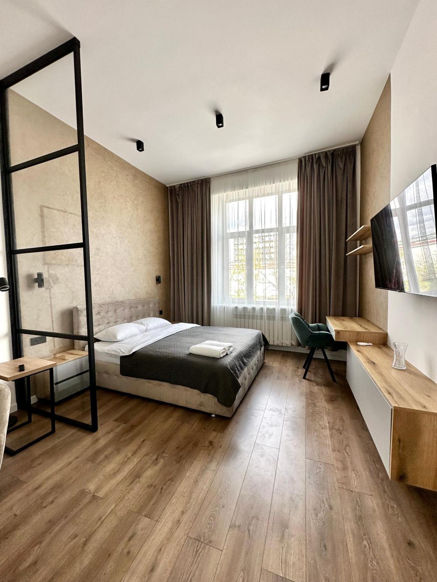 Romantic Apartments - In The Center Of Lviv , King-Size Bed מראה חיצוני תמונה
