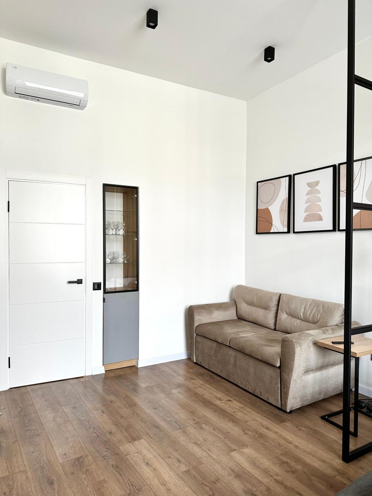 Romantic Apartments - In The Center Of Lviv , King-Size Bed מראה חיצוני תמונה